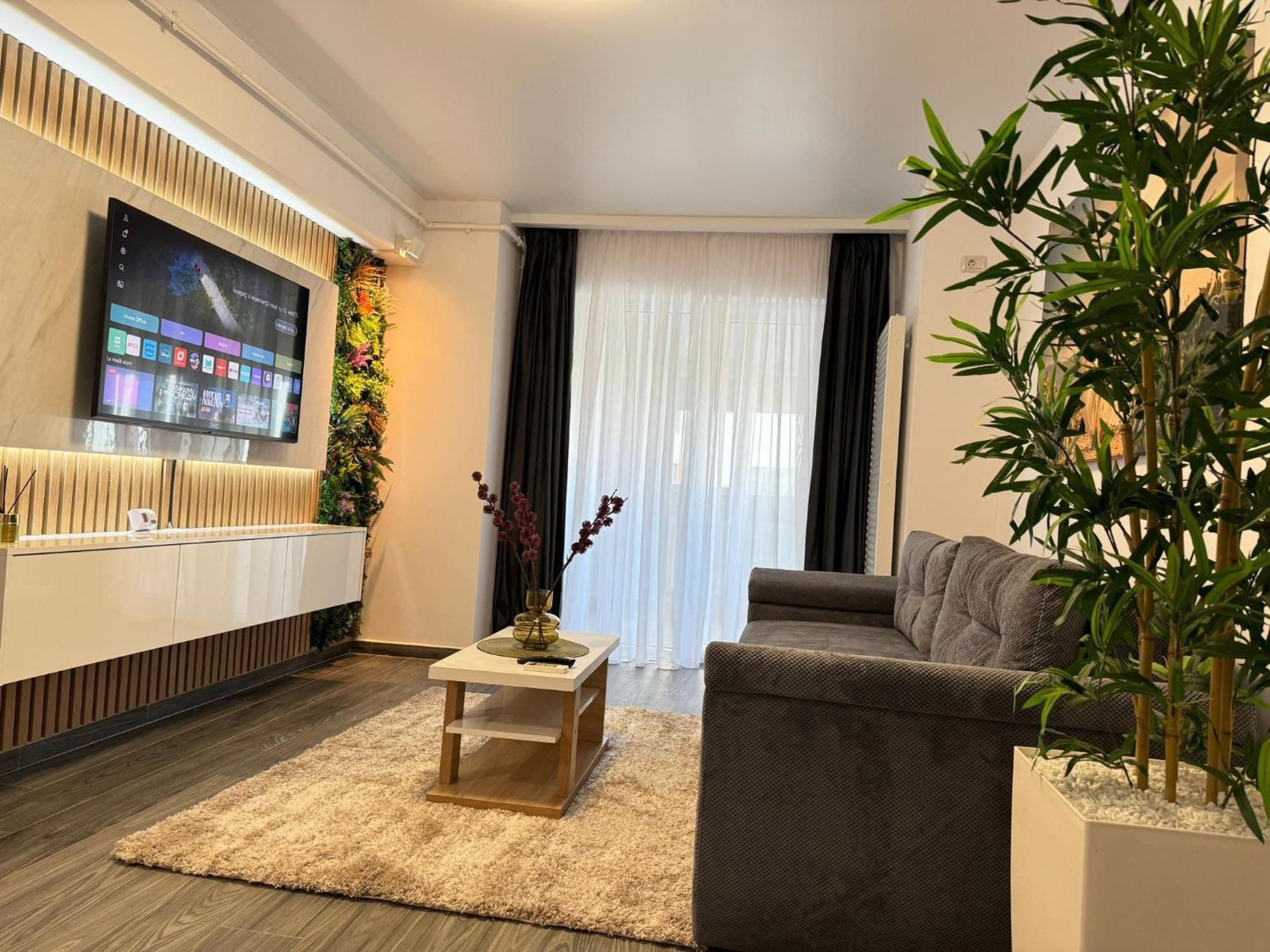 Luxury Glam Apartments Central Adress Bucuresti With Parking Extérieur photo