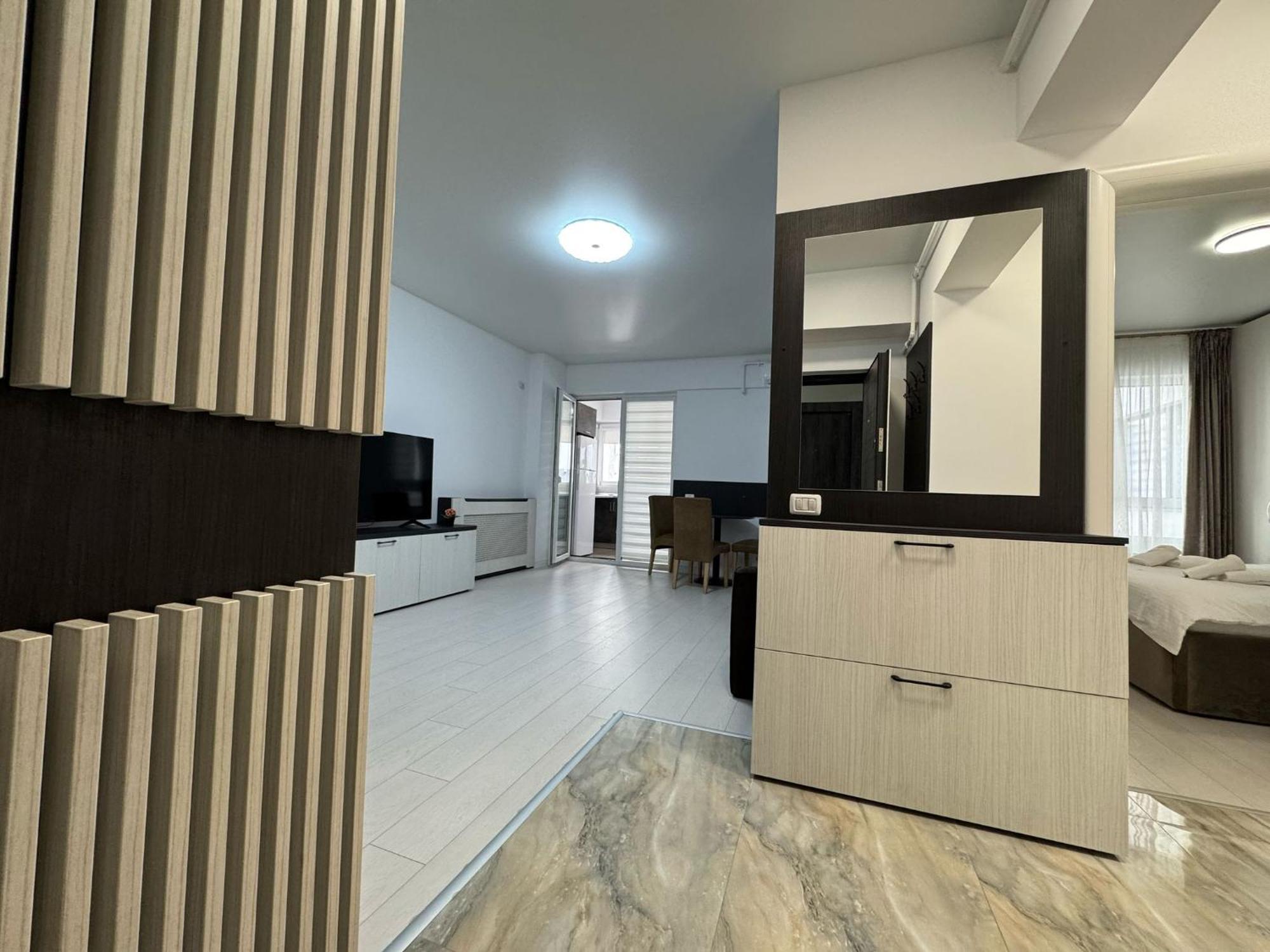 Luxury Glam Apartments Central Adress Bucuresti With Parking Extérieur photo